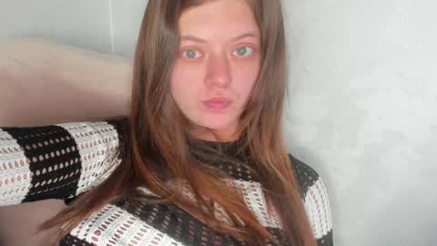 Snapshot of puff_witch chatting on December 17, 9:07 am Nayaa Nay 3 online show from December 17, 9:07 am