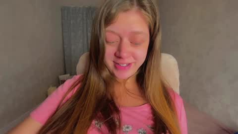 Snapshot of puff_witch chatting on January 7, 3:46 am Nayaa Nay 3 online show from January 7, 3:46 am