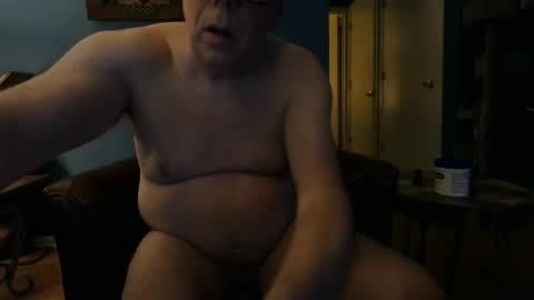 pull_n_it online show from April 4, 2:32 am