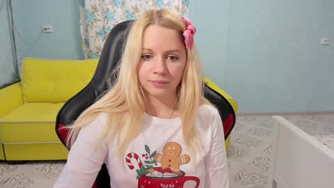 Snapshot of puma4ka chatting on December 28, 7:44 am Victoria online show from December 28, 7:44 am