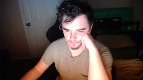 pumpkin_smash69 online show from April 2, 8:23 am