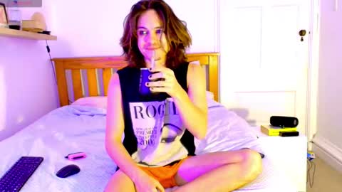 Snapshot of punktwink420 chatting on March 4, 11:44 pm Punktwink420 online show from March 4, 11:44 pm