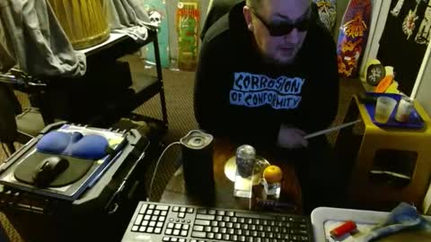 Snapshot of punkypapi chatting on March 7, 8:13 am Jojo online show from March 7, 8:13 am