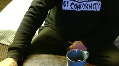 Snapshot of punkypapi chatting on October 31, 8:48 am Jojo online show from October 31, 8:48 am