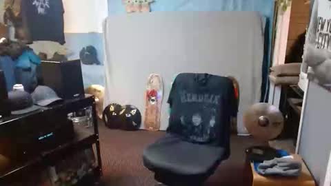Jojo online show from May 17, 3:41 pm