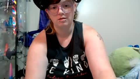 PupGhostt online show from June 15, 12:18 pm