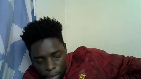 Pureblack  online show from November 16, 8:36 pm