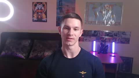 Snapshot of puremenshape chatting on April 17, 3:26 pm puremenshape online show from April 17, 3:26 pm