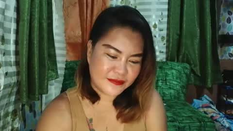 purepetals_99 online show from March 23, 5:17 pm