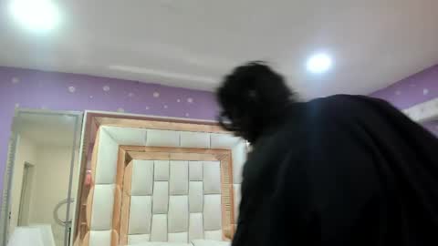 Experienced guys  online show from May 17, 1:07 pm