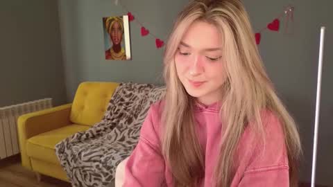 Bella online show from February 21, 5:41 am