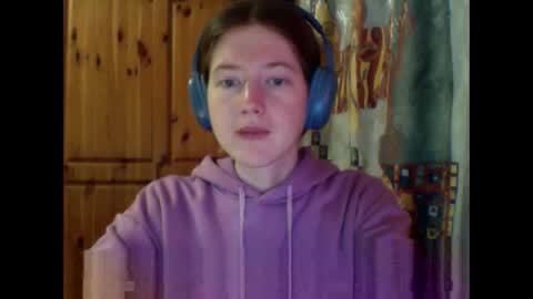 Snapshot of purple_cat55 chatting on September 21, 5:20 am purple_cat55 online show from September 21, 5:20 am