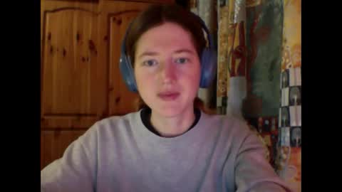 Snapshot of purple_cat55 chatting on October 28, 8:18 am purple_cat55 online show from October 28, 8:18 am