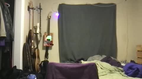 Purple online show from October 16, 3:18 am