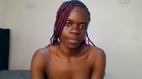 purple_honey1 online show from May 17, 8:12 am