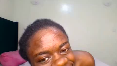 Snapshot of purple_honey2 chatting on June 16, 4:31 pm Honey online show from June 16, 4:31 pm