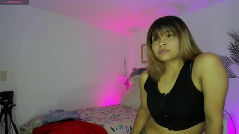 Snapshot of purple_jinx_ chatting on September 23, 6:44 pm PURPLE online show from September 23, 6:44 pm