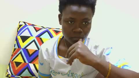 Snapshot of purple_raaine chatting on November 20, 8:25 am purple Rain online show from November 20, 8:25 am