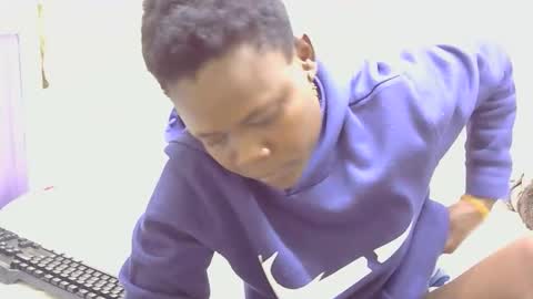 Snapshot of purple_raaine chatting on November 23, 9:47 pm purple Rain online show from November 23, 9:47 pm