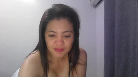 Snapshot of purpledust06 chatting on July 21, 9:50 pm Athena online show from July 21, 9:50 pm