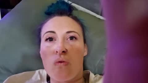 Purplevixen online show from January 17, 3:23 am