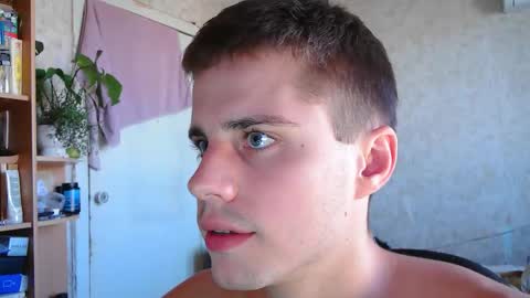 pusaprada online show from September 24, 1:03 pm