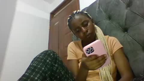 pussie_tightte online show from February 21, 8:54 pm