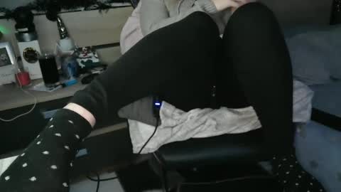 Snapshot of pussy_for_u chatting on December 26, 4:36 pm Lara online show from December 26, 4:36 pm