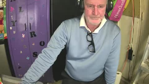 Snapshot of pussy_licker0127 chatting on January 29, 2:09 am Mark online show from January 29, 2:09 am