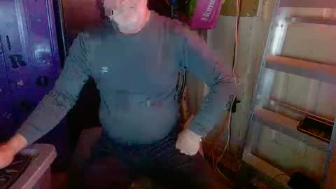 Snapshot of pussy_licker0127 chatting on February 9, 10:20 am Mark online show from February 9, 10:20 am