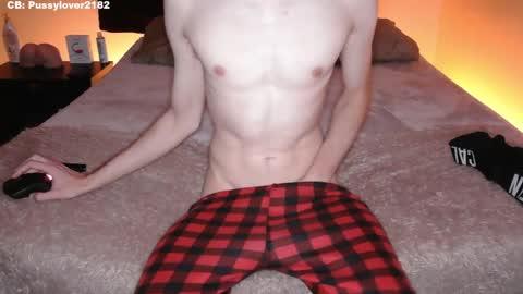 pussylover2182 online show from September 27, 3:44 am