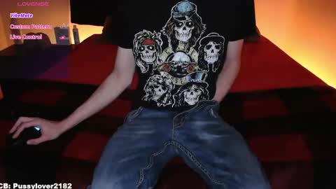 pussylover2182 online show from November 18, 5:12 am