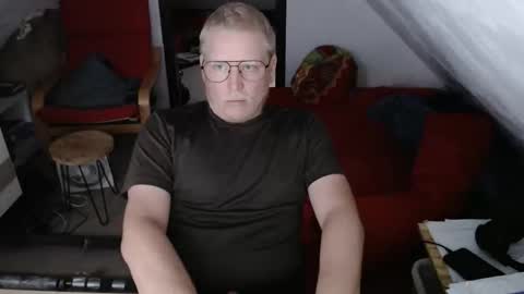 Snapshot of pussylovercb chatting on September 11, 8:25 am pussylovercb online show from September 11, 8:25 am