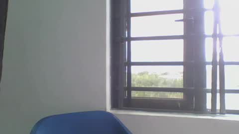 Snapshot of pussypinkx chatting on November 22, 9:19 am pussypinkx online show from November 22, 9:19 am