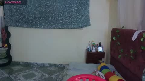 Snapshot of putiputisexo chatting on May 30, 11:57 pm putinaicolls online show from May 30, 11:57 pm