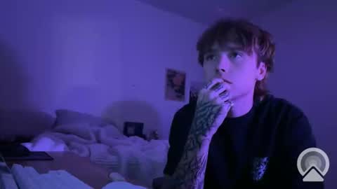 Snapshot of pychoddelic chatting on October 24, 2:30 am Pych Oddelic online show from October 24, 2:30 am