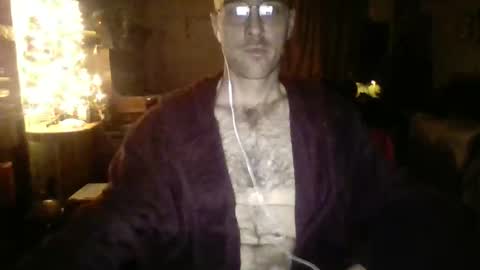 Snapshot of q2phq2ph chatting on November 27, 3:52 am q2phq2ph online show from November 27, 3:52 am