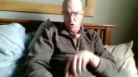 Snapshot of q2phq2ph chatting on April 5, 8:39 pm q2phq2ph online show from April 5, 8:39 pm