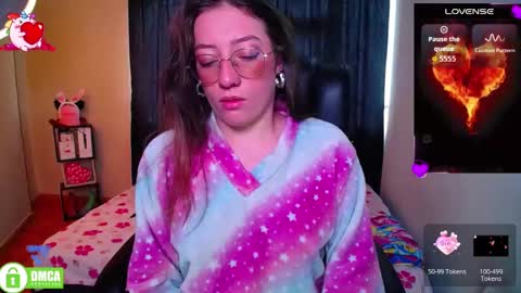 Snapshot of qadesh_boix chatting on October 16, 6:09 pm qadesh_boix online show from October 16, 6:09 pm