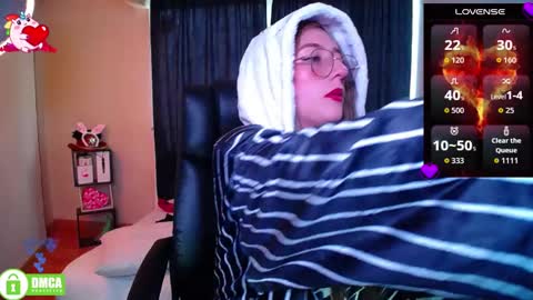 Snapshot of qadesh_boix chatting on November 1, 5:59 pm qadesh_boix online show from November 1, 5:59 pm