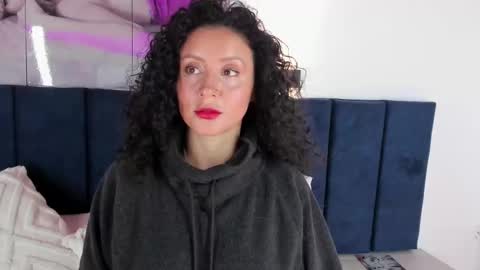 qadeshh  online show from September 16, 7:09 am