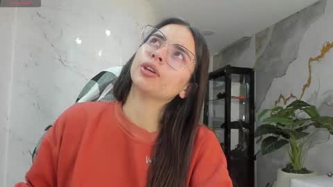 Qetsyah online show from February 13, 4:03 pm