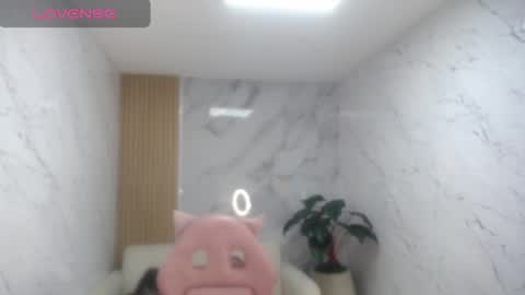 Snapshot of qetsyah_tf chatting on May 26, 1:51 pm Qetsyah online show from May 26, 1:51 pm