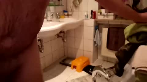 Snapshot of qm0722 chatting on January 7, 6:14 pm qm0722 online show from January 7, 6:14 pm