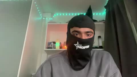 qosmo123 online show from March 19, 2:26 am