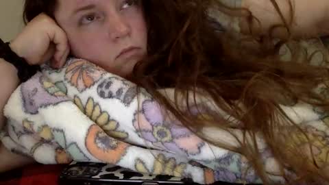 Snapshot of qtmollygirl chatting on April 3, 11:14 pm qtmollygirl online show from April 3, 11:14 pm