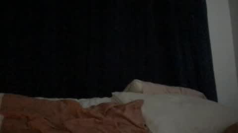 qualls1997 online show from January 13, 2:39 am