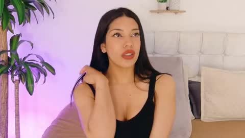 I am colombian indigena girl online show from September 18, 5:26 pm