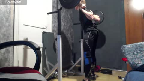 Lola online show from December 22, 4:15 pm