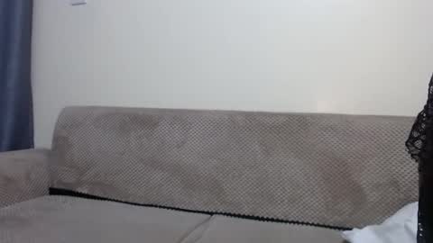 emmie online show from February 16, 1:13 am